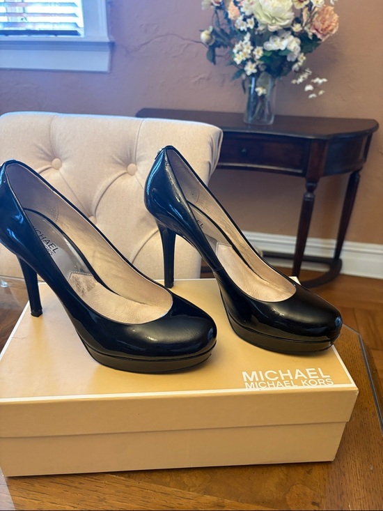 Michael Kors Shoes - Michael Kors Black Patent Leather Platform Pumps